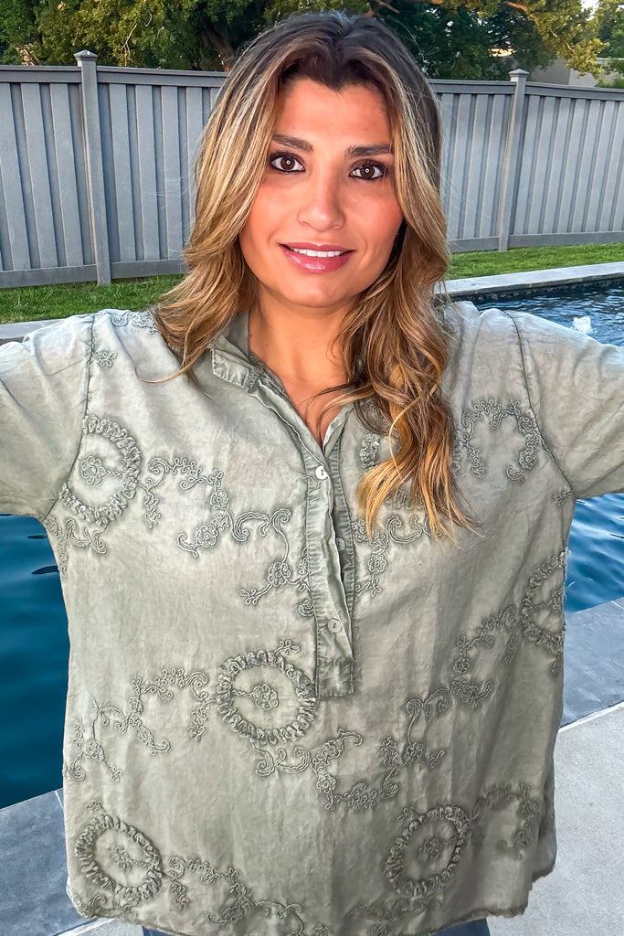 Afternoon Plans Blouse - 100% Cotton- Made In Italy - Olive