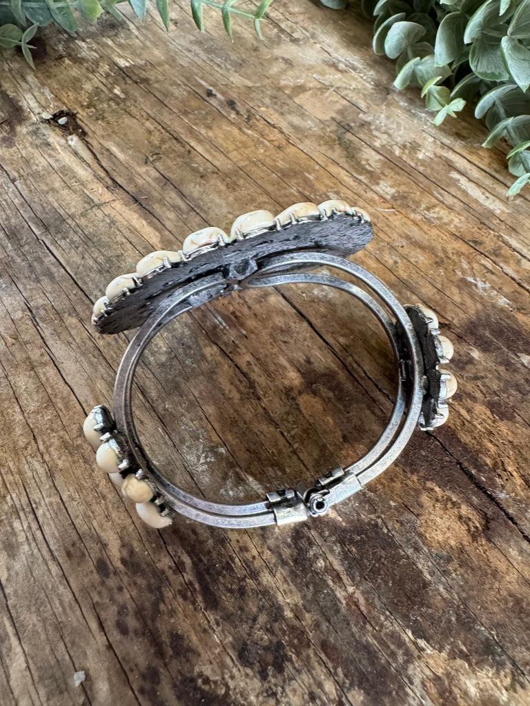 Seaside Dune Cuff Bracelet - Ivory