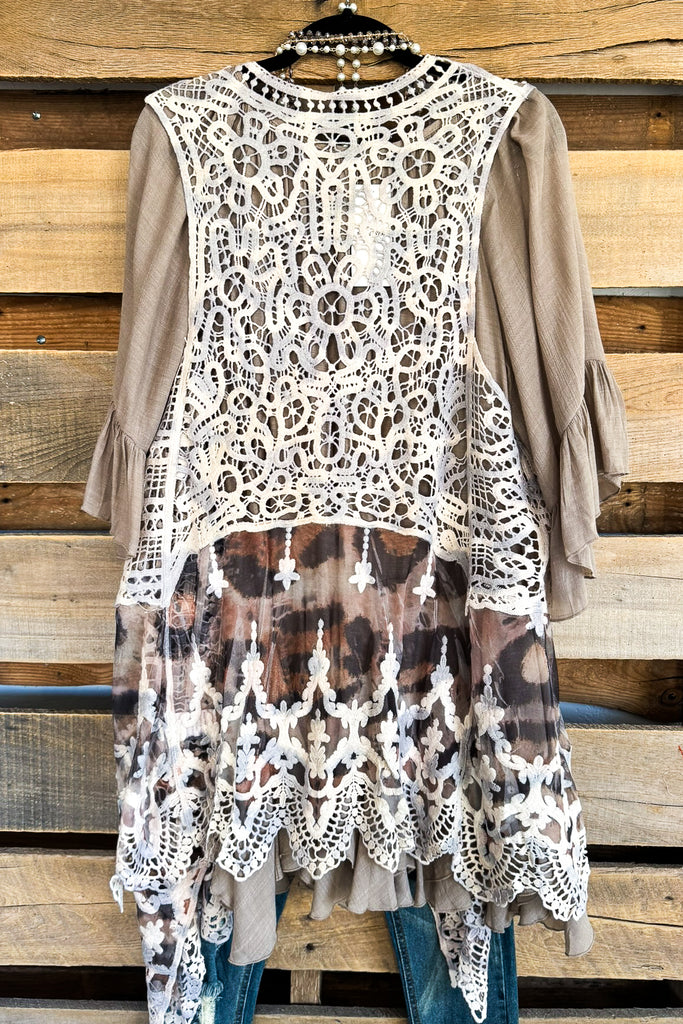 AHB EXCLUSIVE: Dream Weaver Vest- Bg/Leo