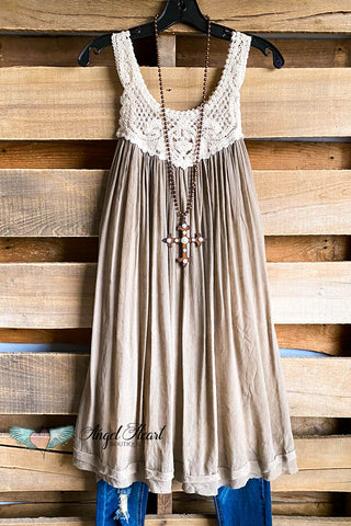 AHB EXCLUSIVE - All In The Details Dress - Mocha