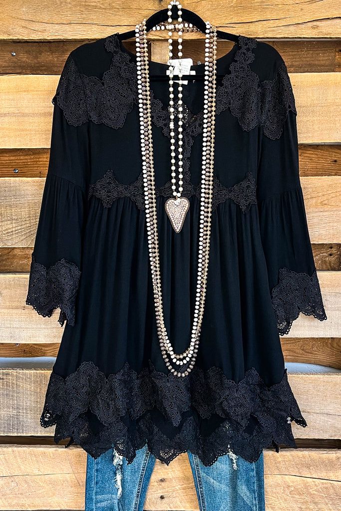 AHB EXCLUSIVE - The Most Beautiful Top - Black