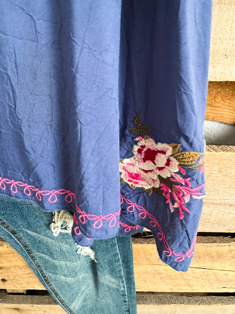 PAPPARAZZI EXCLUSIVE: Living For Tomorrow Tunic - Steel Blue Size (6 to 16)