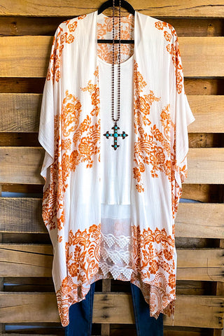 AHB EXCLUSIVE: Spin You Around Tunic - Ivory
