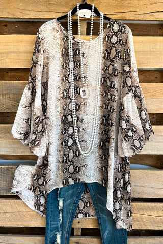 AHB EXCLUSIVE: Spin You Around Tunic - Ivory