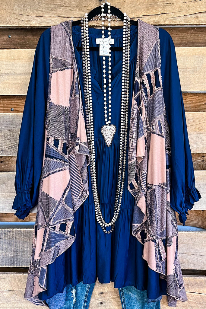 Unpredictable Truth Vest - Mocha/Navy-Blue - SALE