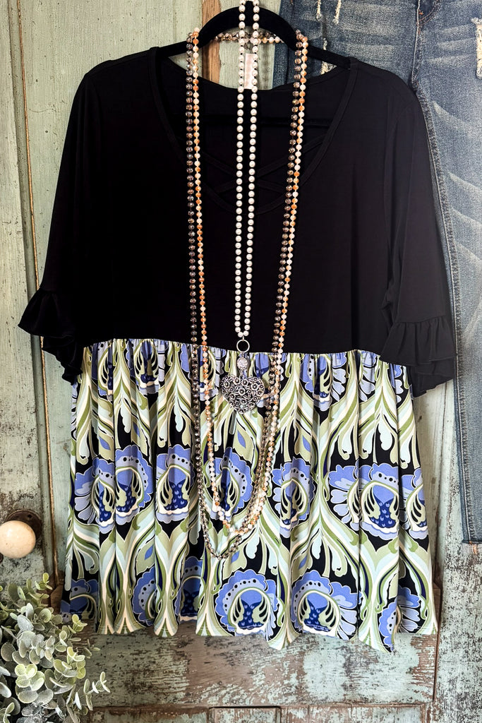 Glancing Thoughts Tunic - Black/Multi