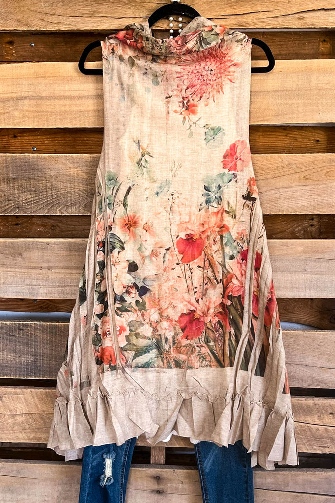 AHB EXCLUSIVE: Counting The Stars Vest - Taupe/Rose.