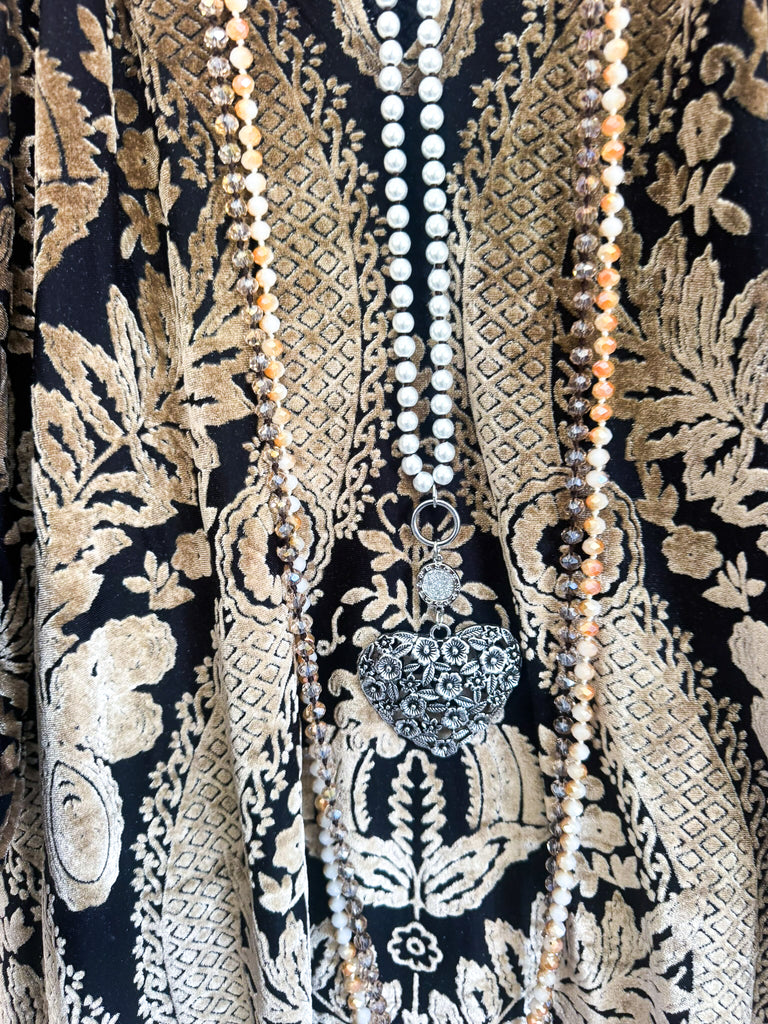 Remembering The Details Blouse - Black