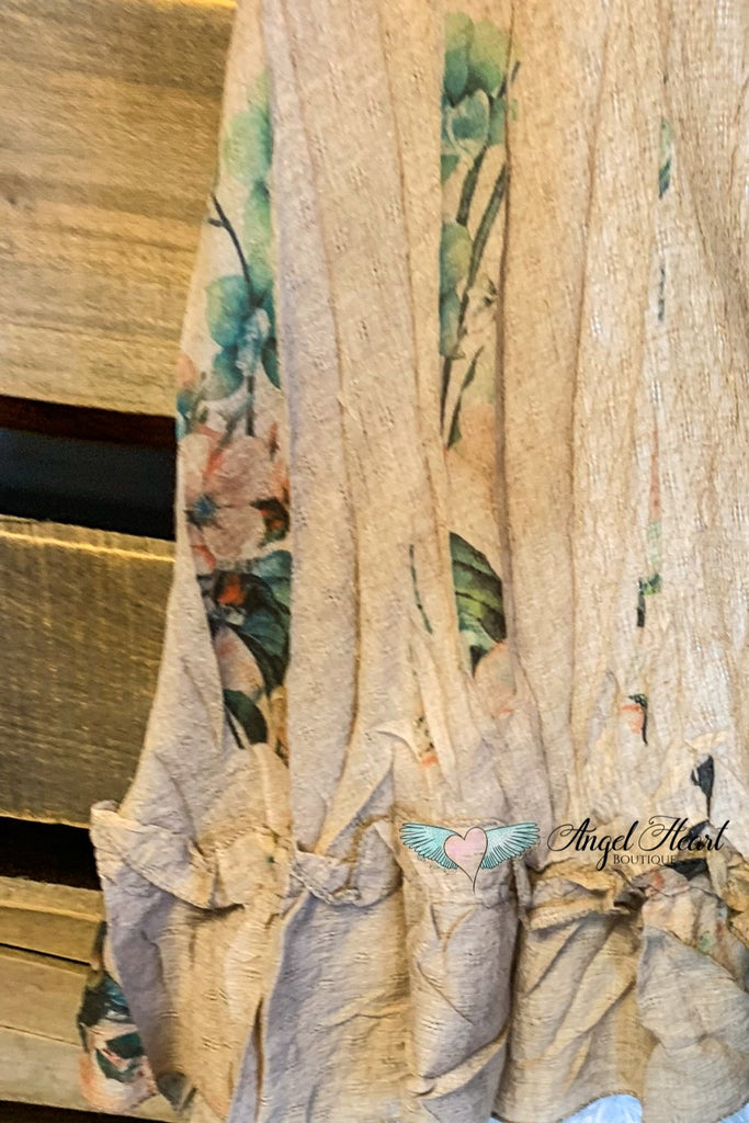 AHB EXCLUSIVE: Counting The Stars Vest - Taupe/Rose.