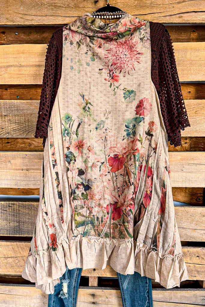 AHB EXCLUSIVE: Counting The Stars Vest - Taupe/Rose.