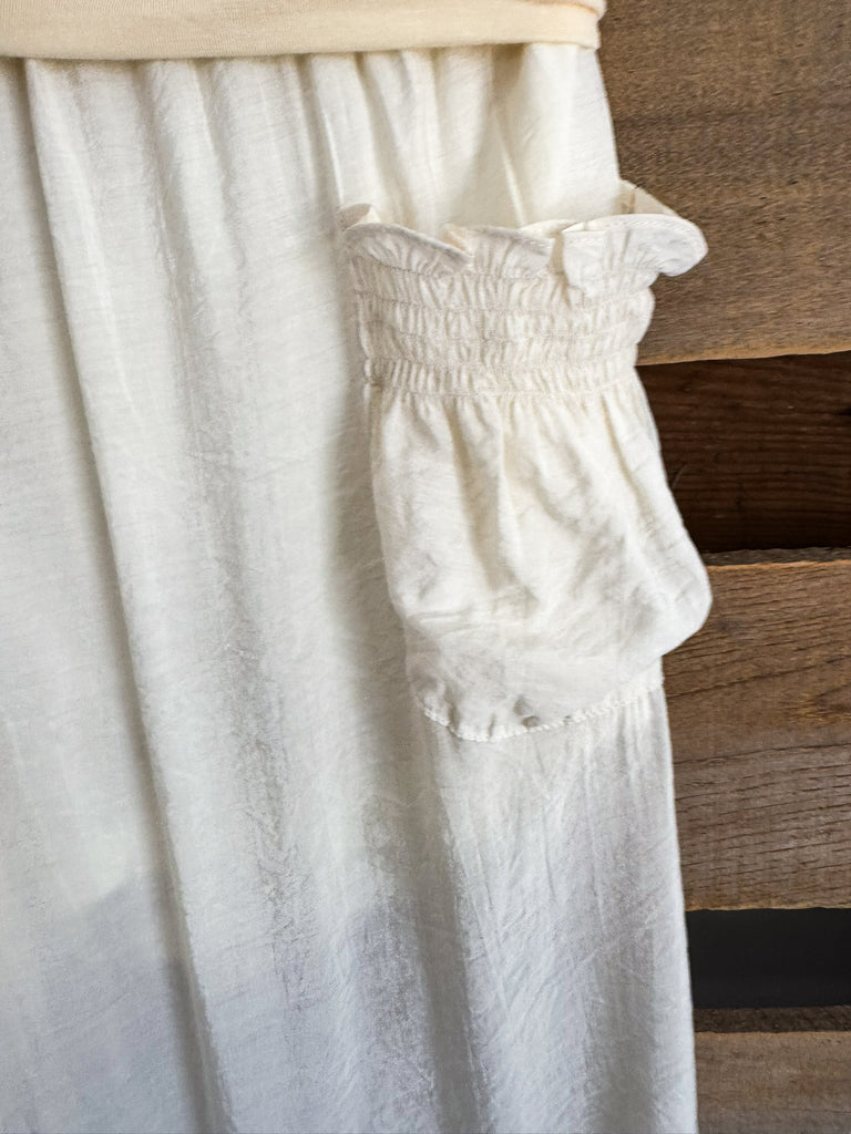 Ruffled Comfort Capris - Beige