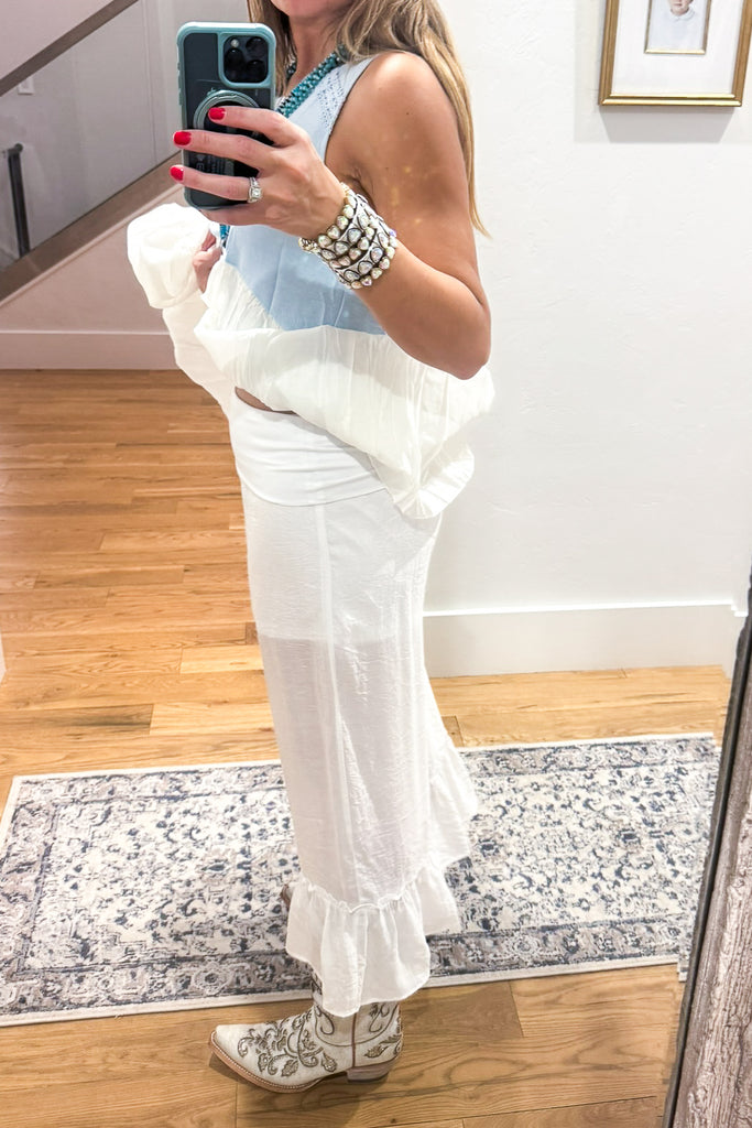 Ruffled Comfort Capris - White