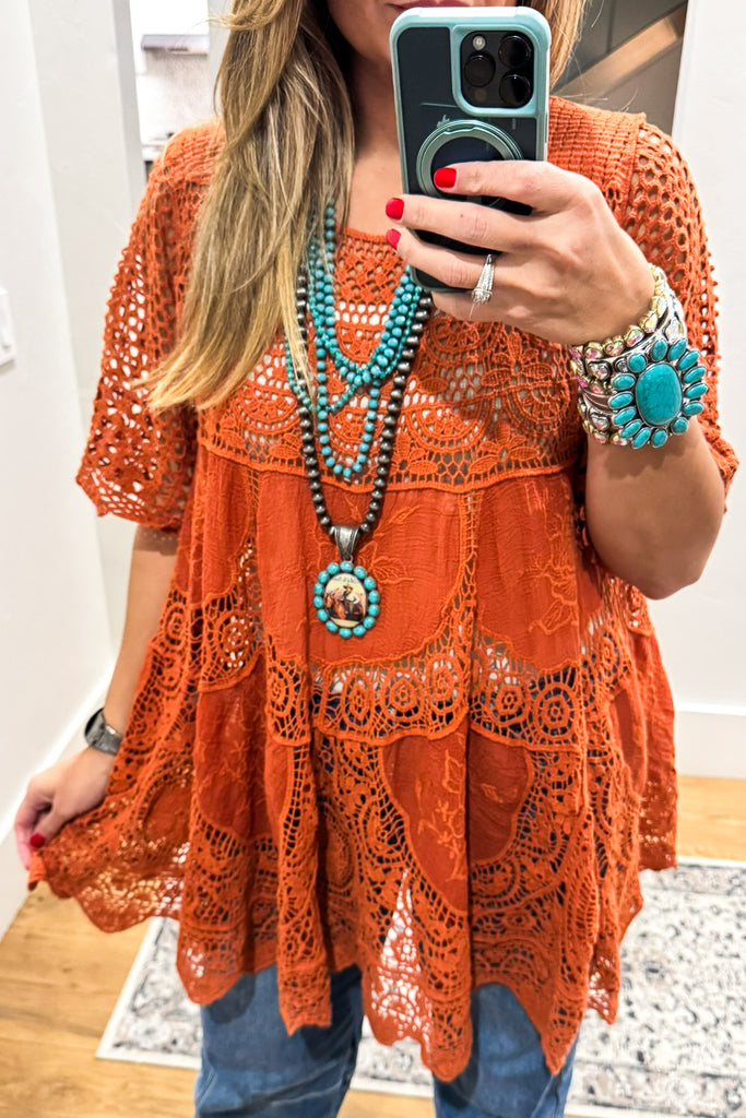 AHB EXCLUSIVE: Delightful Details Top - Rust - 100% COTTON