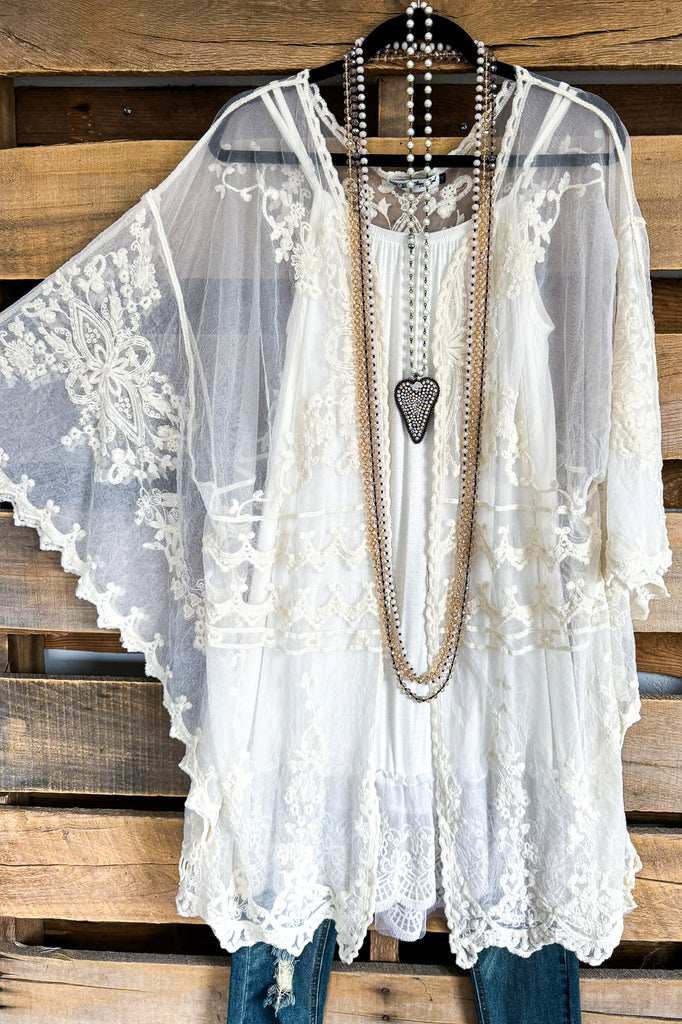 AHB EXCLUSIVE: Finding Perfection Kimono - Natural