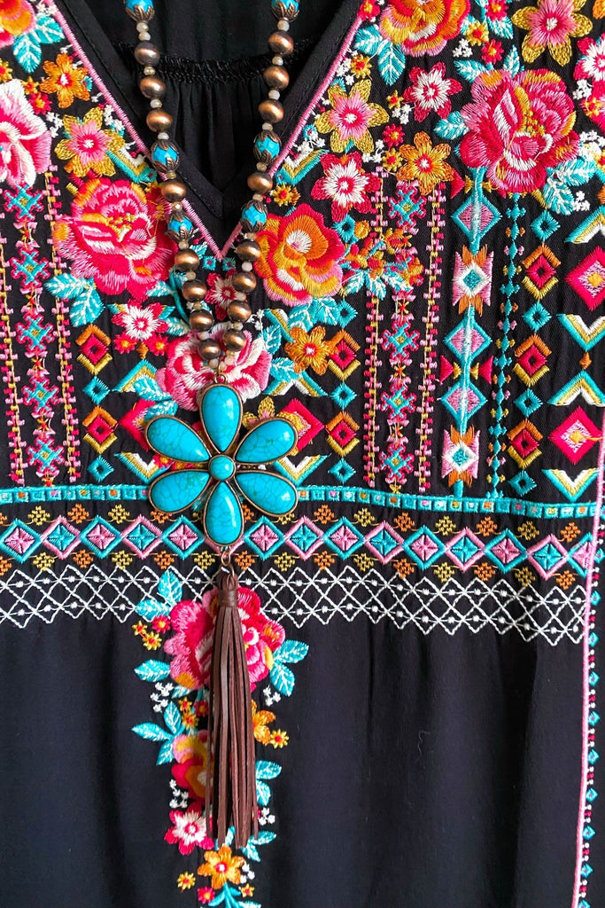 AHB EXCLUSIVE:  Rainy Rose Blouse - Black