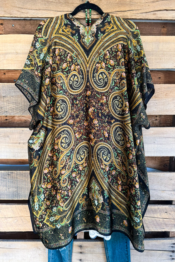 Highlight The Way Kimono - Gold