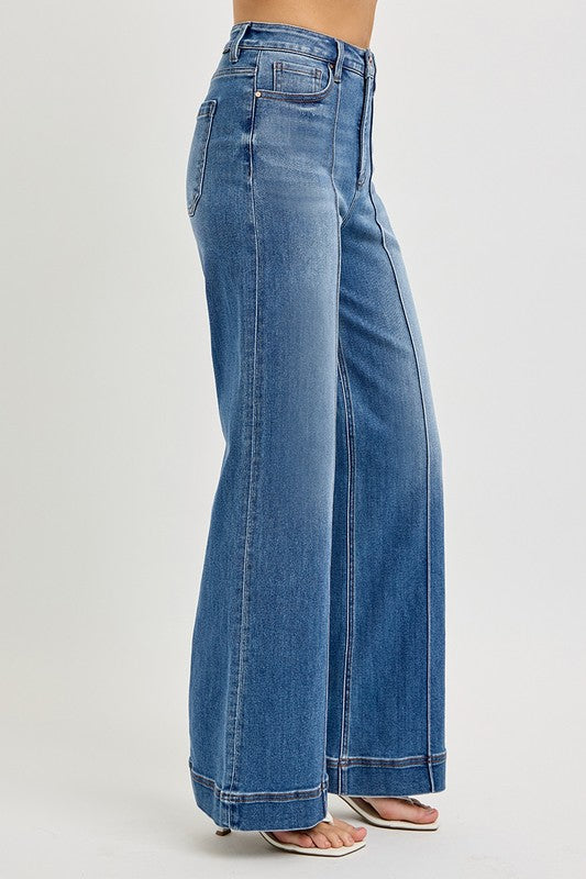 Core Confidence Jeans With Tummy Control - Medium Wash