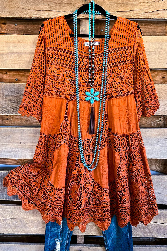 AHB EXCLUSIVE: Delightful Details Top - Rust - 100% COTTON