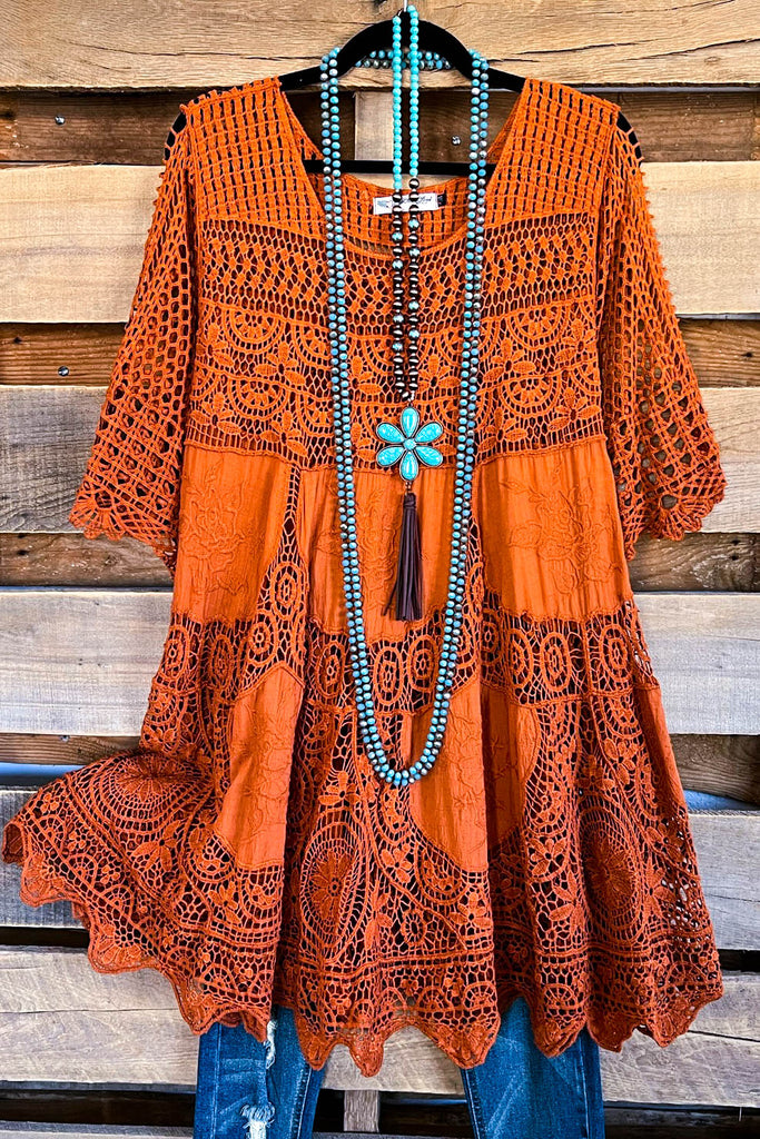 AHB EXCLUSIVE: Delightful Details Top - Rust - 100% COTTON