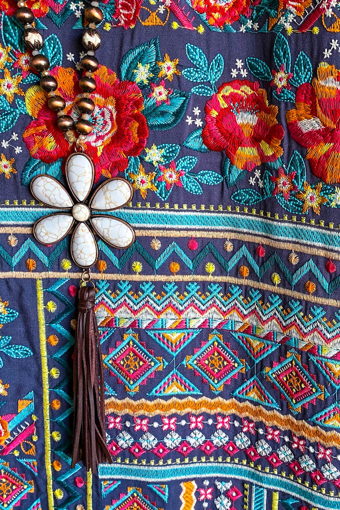 Flower Power Necklace - Ivory