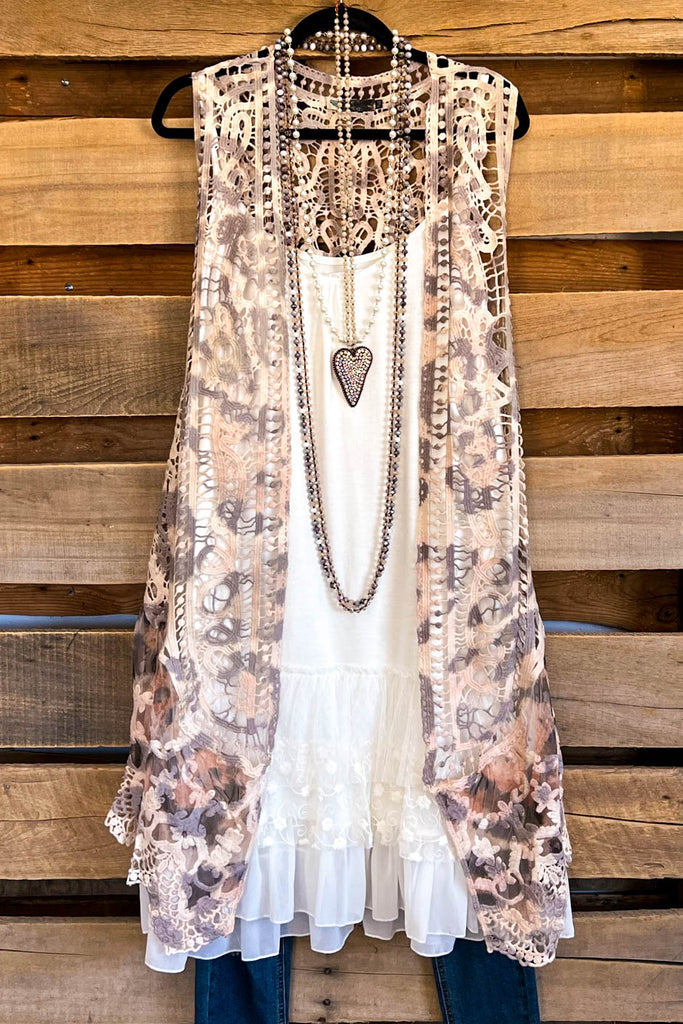 AHB EXCLUSIVE: Dream Weaver Vest- Bg/Leo