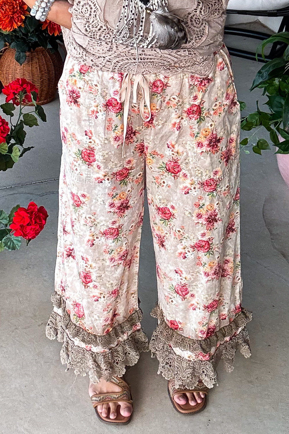 Floral Print Lace Trim Elastic Waist Bloomers
