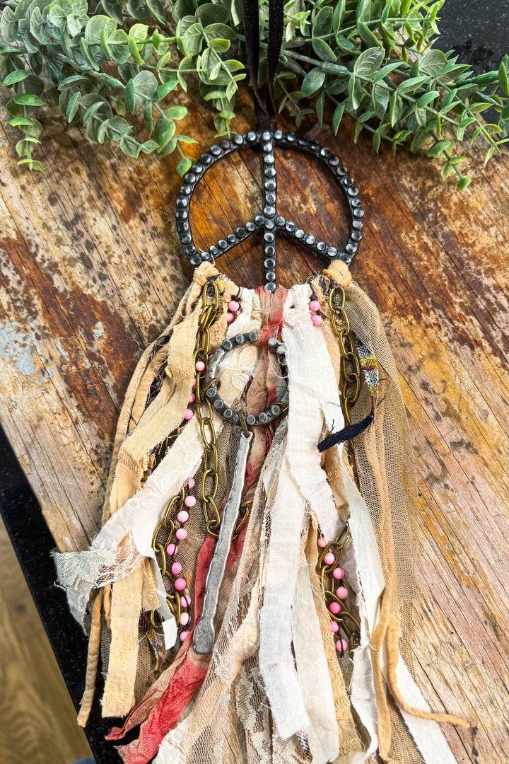 Handmade: Peace and Lace Necklace - Pink Bead