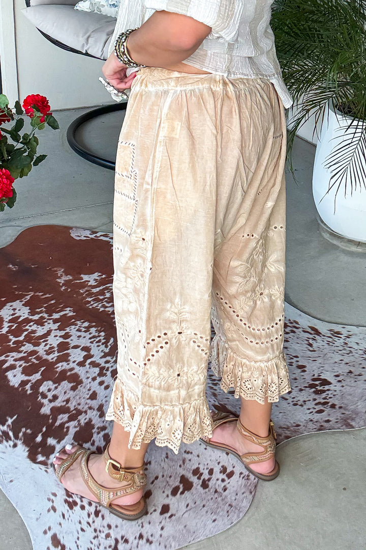 Eyelet Bloomers - Oatmeal