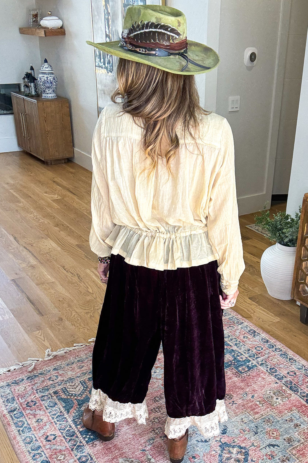 Vintage Romance Bloomers - Wine