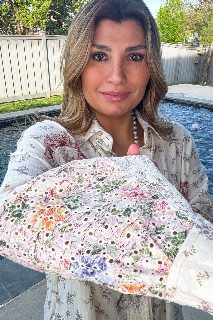 Confidence In Motion Tunic - 100% Cotton - Cream Floral