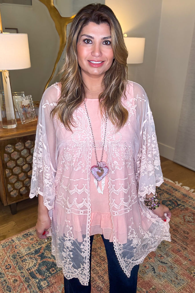 AHB EXCLUSIVE: Finding Perfection Kimono  - Pink