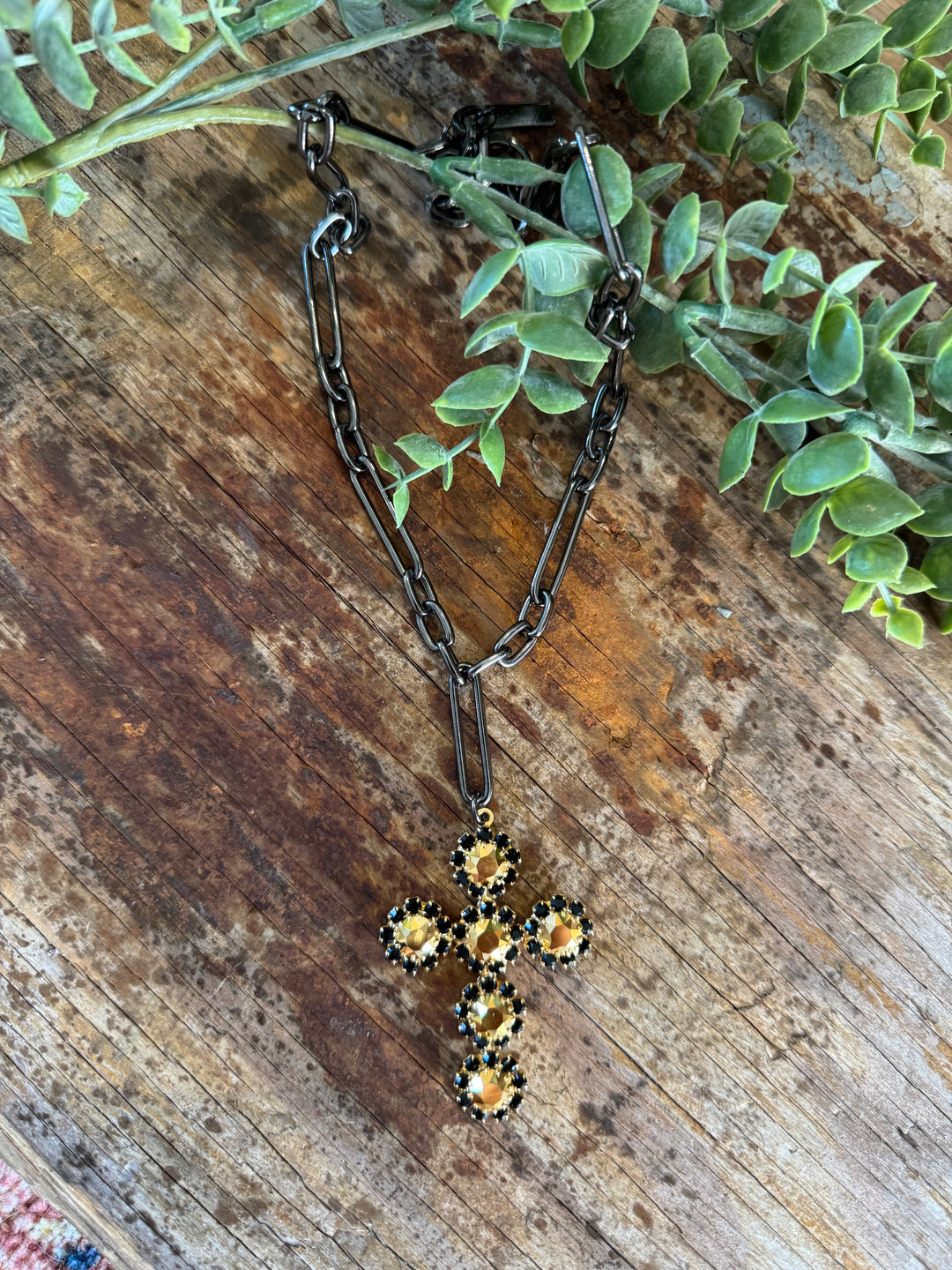 TOVA - The Madonna Necklace in Chrome