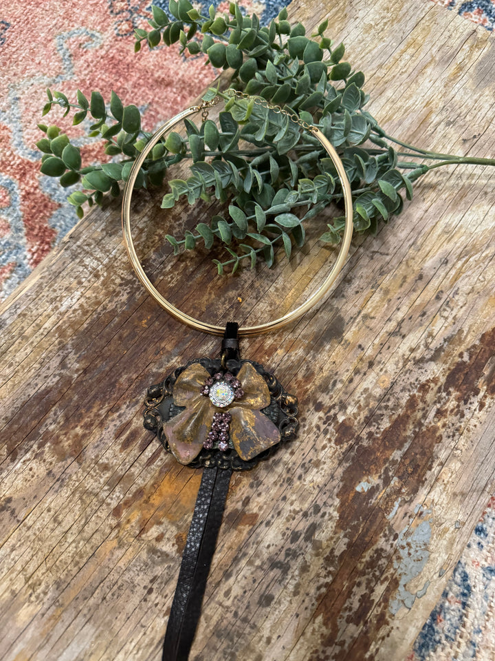 HANDMADE Bow Necklace Jaded Gypsy - Choker