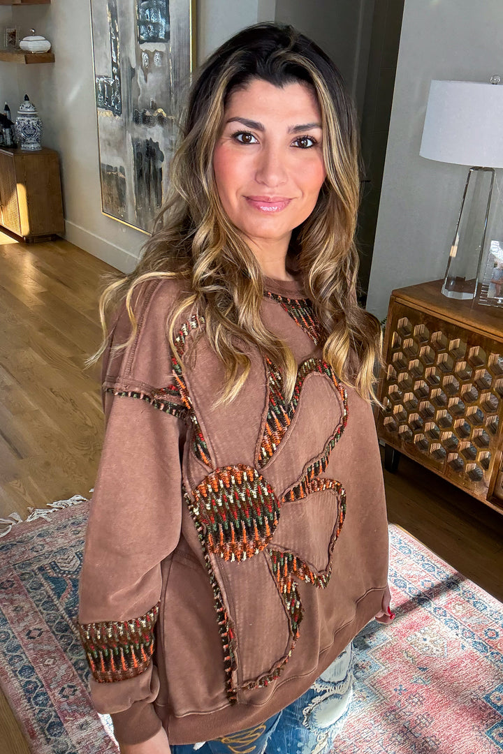 Blooming Cozy Sweatshirt - Mocha Brown