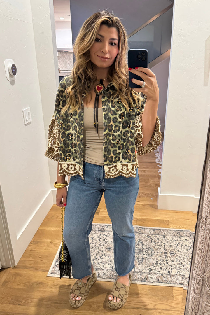 Bee Wild And Free Jacket - Leo - 100% COTTON