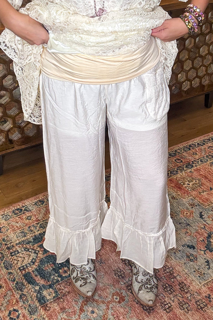 Ruffled Comfort Capris - Beige
