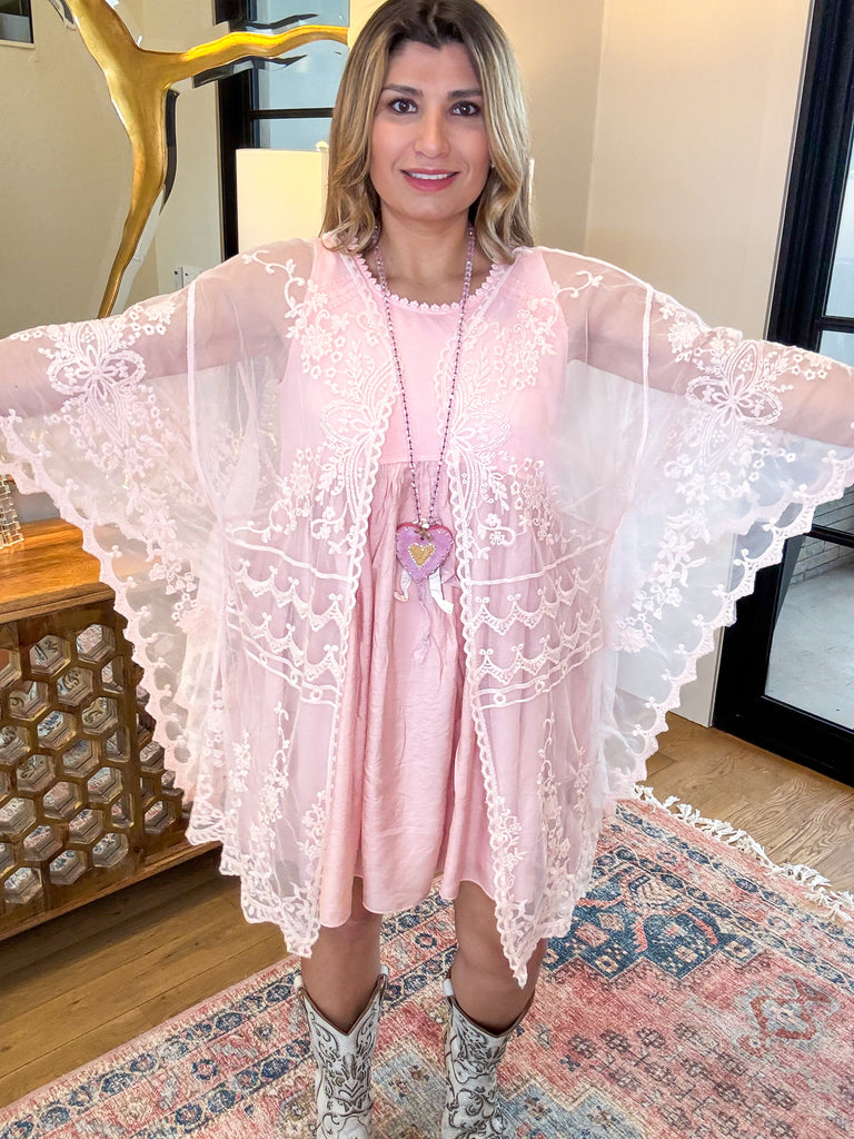 AHB EXCLUSIVE: Finding Perfection Kimono  - Pink