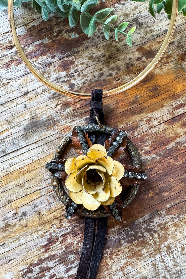 HANDMADE Flower Necklace Jaded Gypsy - Choker