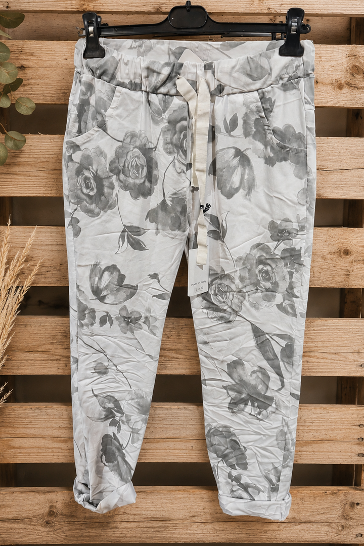 Made in Italy Scrunchy Stretch Floral Jogger Pants – Ultra Comfortable - Floral Beige