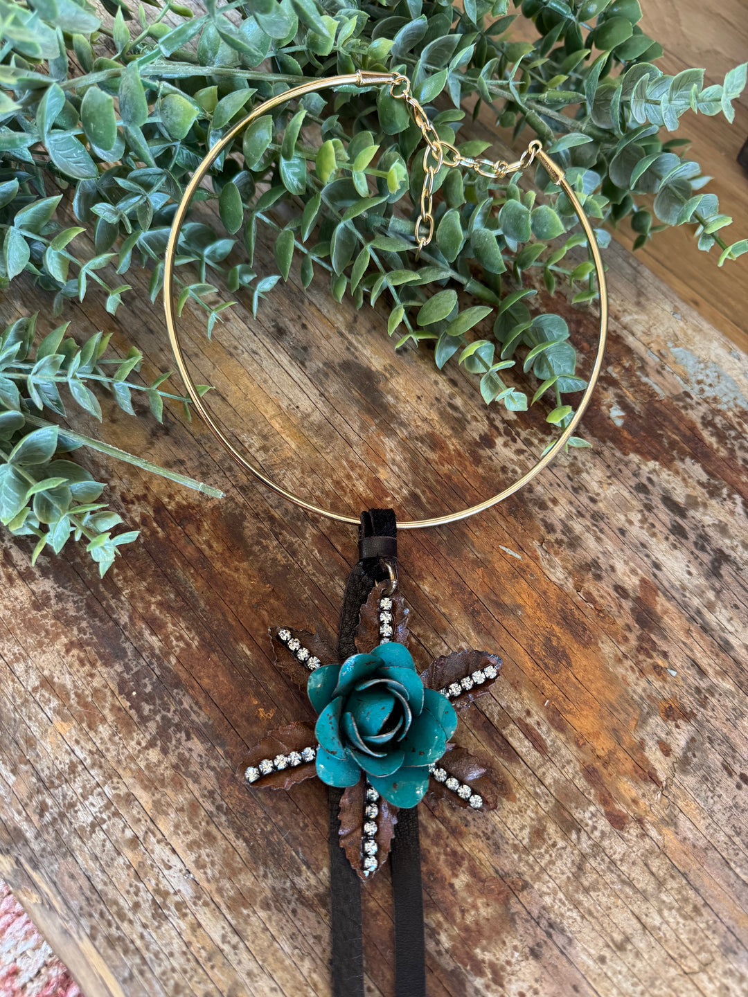 HANDMADE Flower Necklace Jaded Gypsy - Choker
