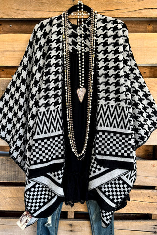 True To My Heart Vest - Black