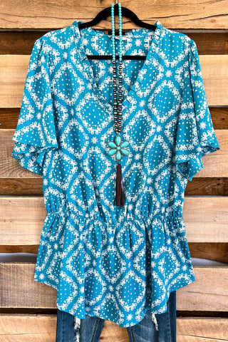 Dreaming Of The Day Top - Black Teal