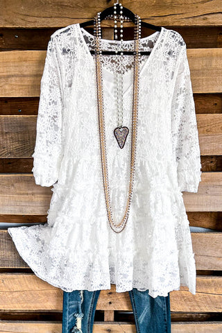 AHB EXCLUSIVE: Inspire Me Lace Long Sleeve Top - White