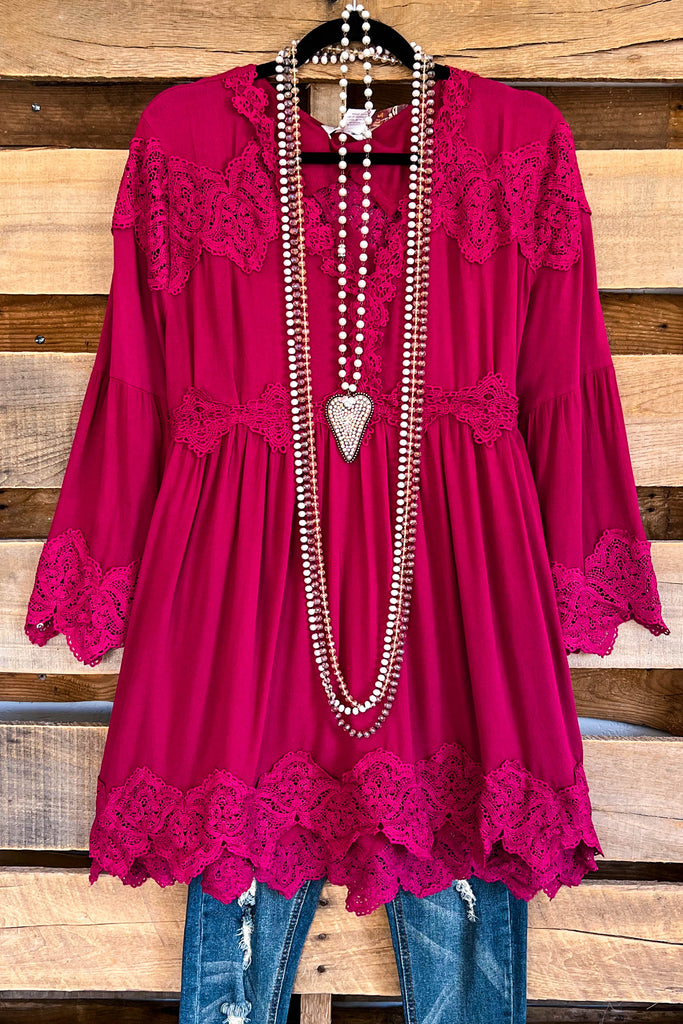 AHB EXCLUSIVE - The Most Beautiful Top - Crimson