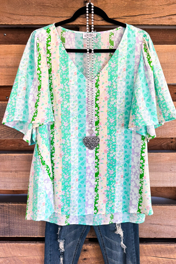 Attention Follows Oversized Tunic - Emerald Multi - SALE