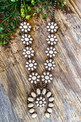 Let Your Pearls Flow Necklace - Cream