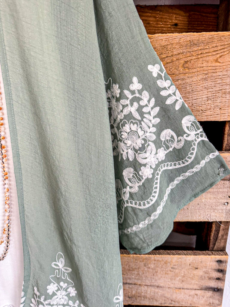 Floral Vine Oversized Kimono - Sage