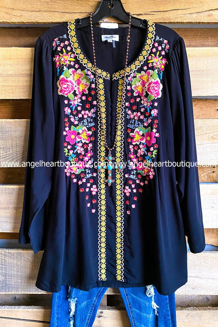 AHB EXCLUSIVE: I Like Me Better Top - Black - SALE