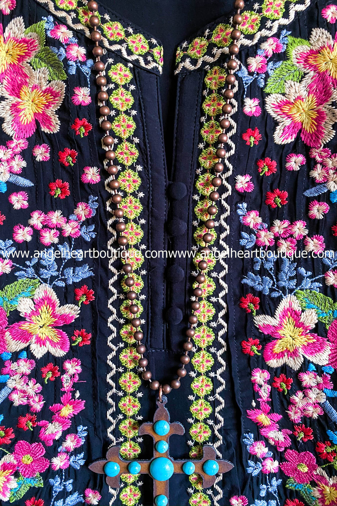 AHB EXCLUSIVE: I Like Me Better Top - Black - SALE