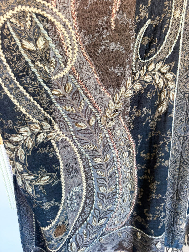 NATURAL FABRIC: Standing Closer Wool Ruana - Grey - 100% Wool